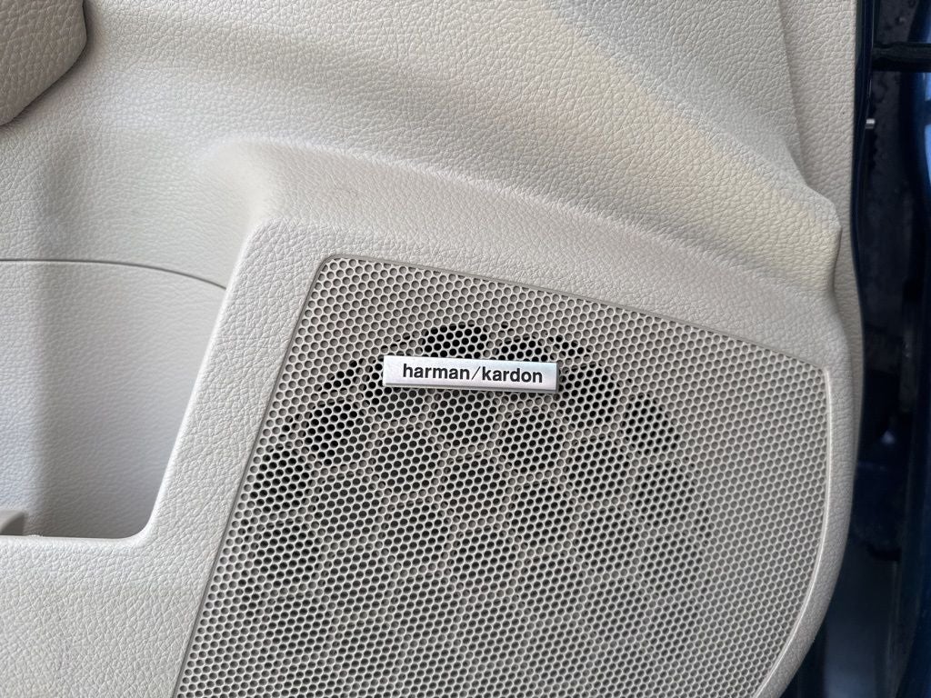 2010 Subaru Outback 3.6R Limited