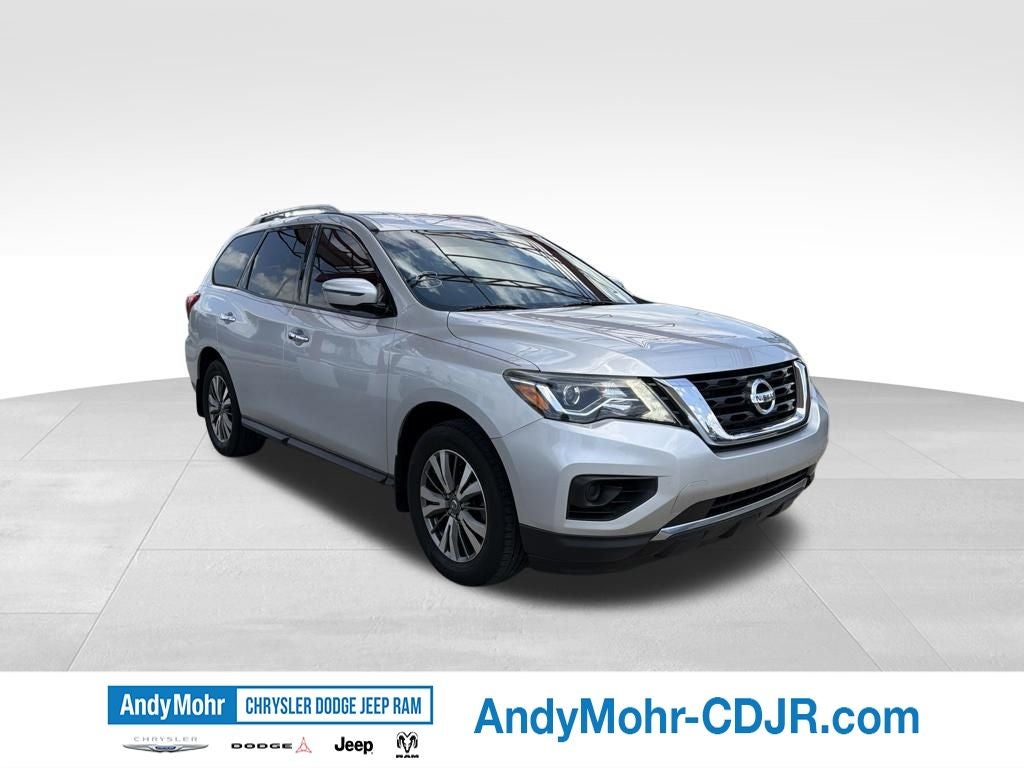 2020 Nissan Pathfinder S
