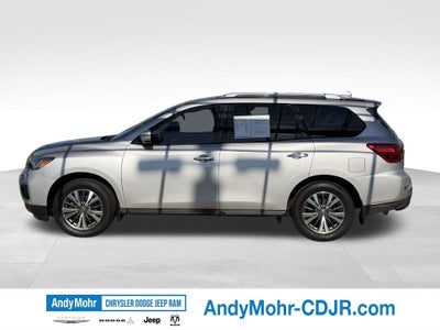 2020 Nissan Pathfinder S
