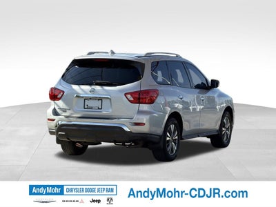 2020 Nissan Pathfinder S