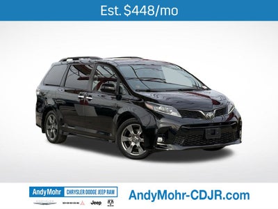 2020 Toyota Sienna SE 8 Passenger