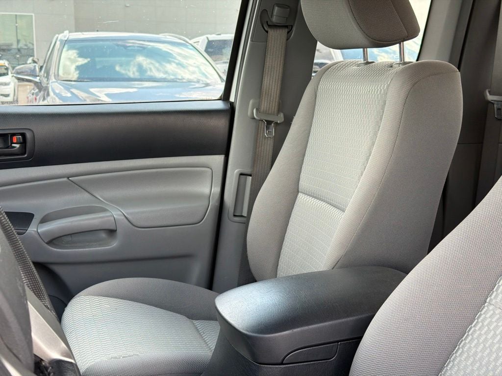 2013 Toyota Tacoma Base
