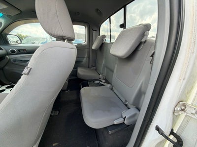 2013 Toyota Tacoma Base
