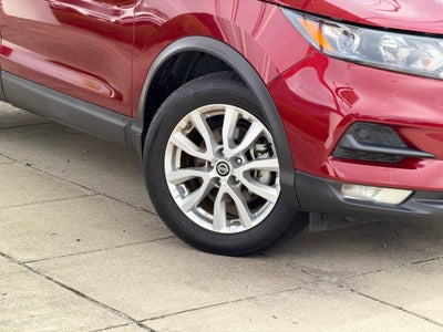 2022 Nissan Rogue Sport SV