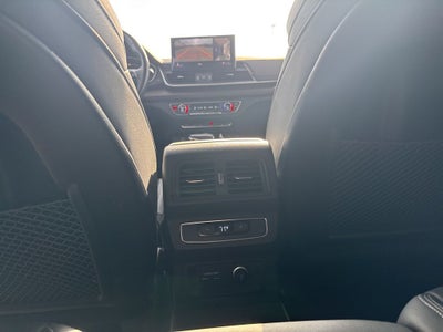 2024 Audi Q5 45 S line Premium quattro