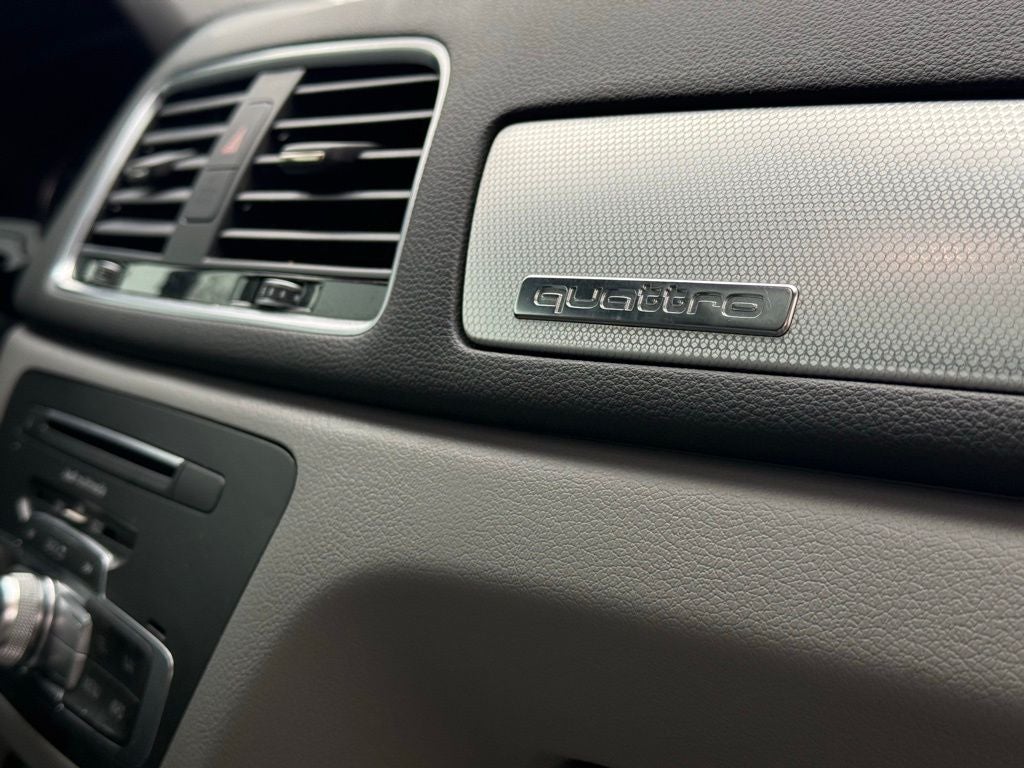 2016 Audi Q3 2.0T Prestige quattro