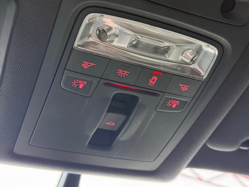 2016 Audi Q3 2.0T Prestige quattro