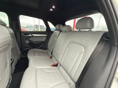 2016 Audi Q3 2.0T Prestige quattro