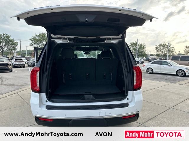 2023 GMC Yukon SLT
