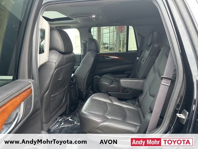 2016 Cadillac Escalade Luxury