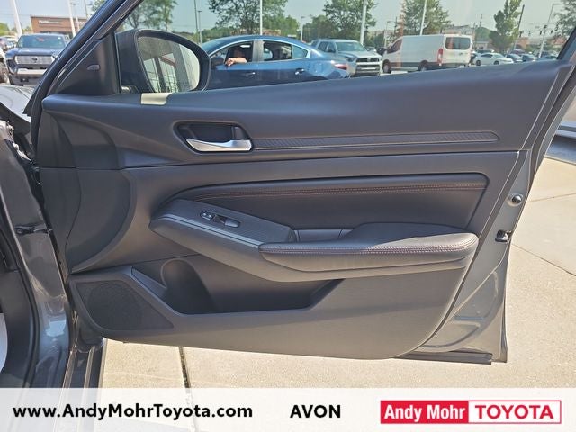 2021 Nissan Altima 2.0 SR