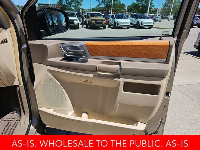 2008 Chrysler Town & Country Limited