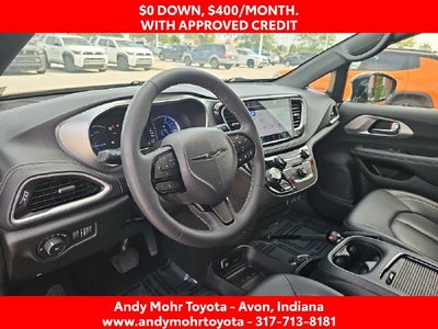 2024 Chrysler Pacifica Hybrid Select S Appearance