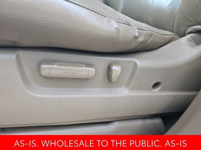 2006 Honda Pilot EX-L with Rear Entertainment