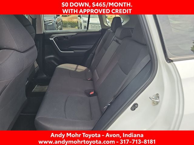 2020 Toyota RAV4 LE