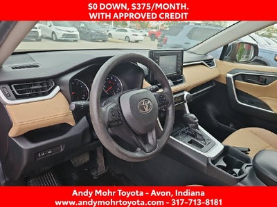 2020 Toyota RAV4 LE