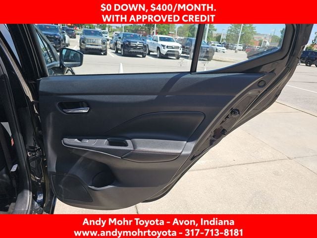 2025 Nissan Versa 1.6 SR