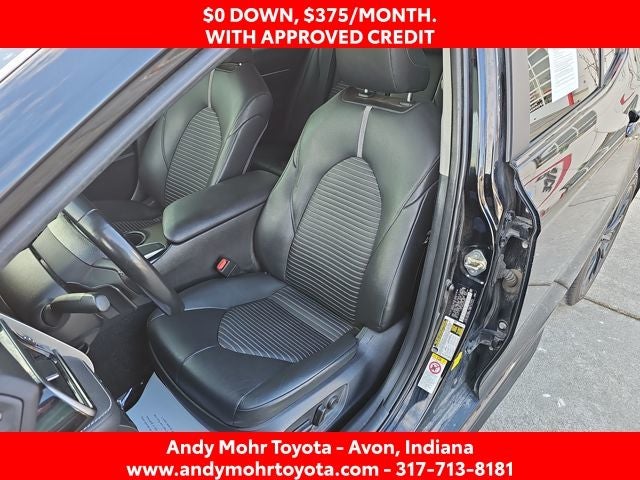 2019 Toyota Camry SE