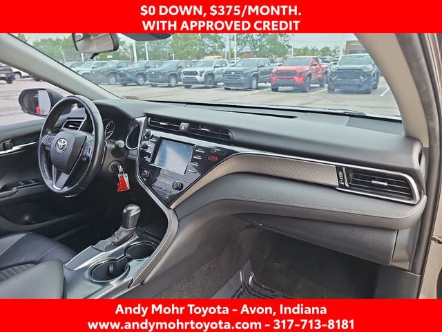 2020 Toyota Camry SE