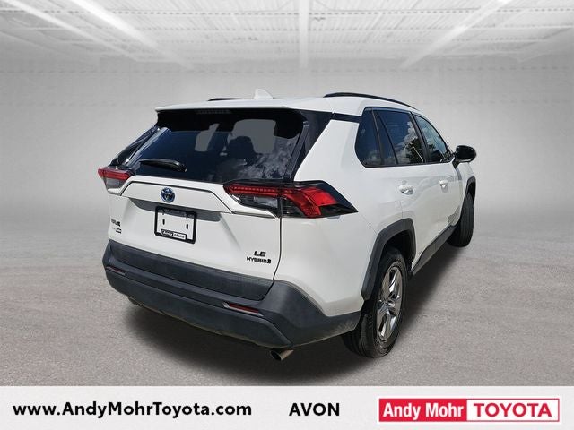 2022 Toyota RAV4 Hybrid LE