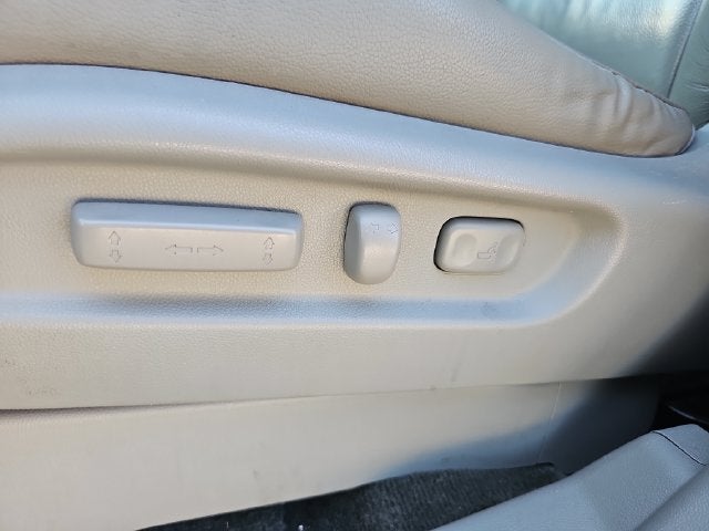 2012 Honda Odyssey EX-L with Rear Entertainment