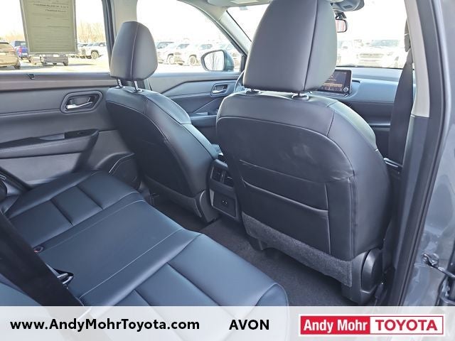 2023 Nissan Rogue SV Premium