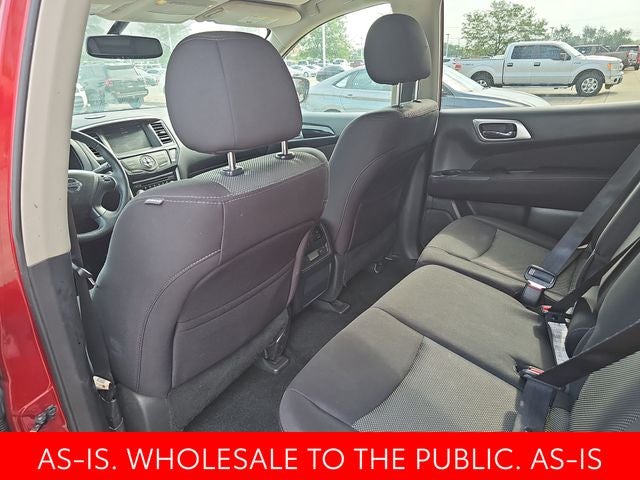 2017 Nissan Pathfinder SV