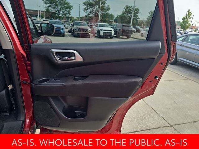 2017 Nissan Pathfinder SV