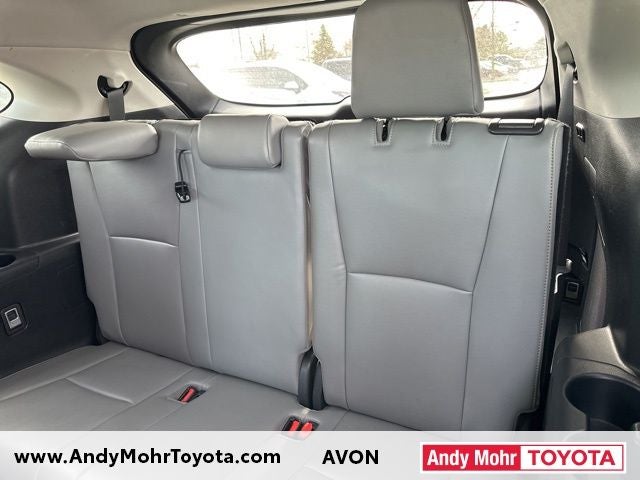 2022 Toyota Highlander Hybrid Bronze Edition