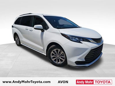 2021 Toyota Sienna LE 8 Passenger