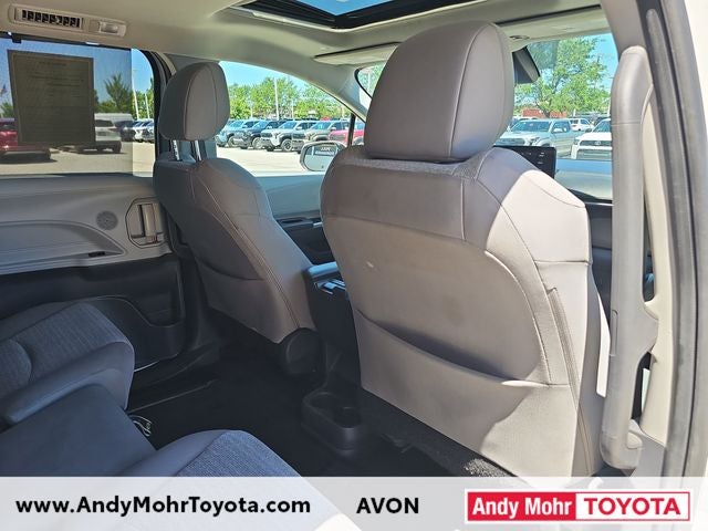 2021 Toyota Sienna LE 8 Passenger