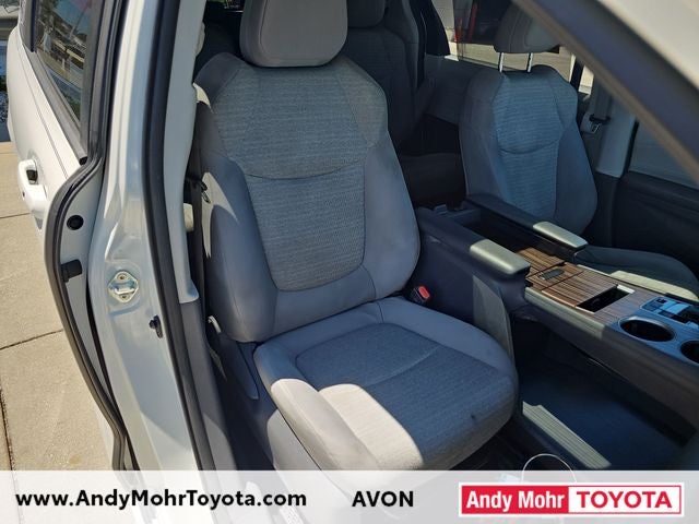 2021 Toyota Sienna LE 8 Passenger