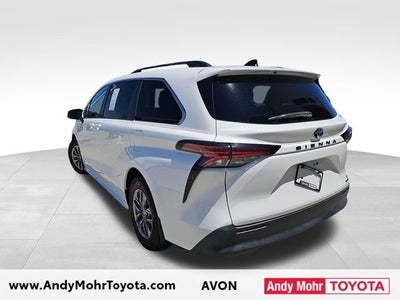 2021 Toyota Sienna LE 8 Passenger
