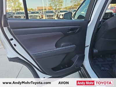 2022 Toyota Highlander L