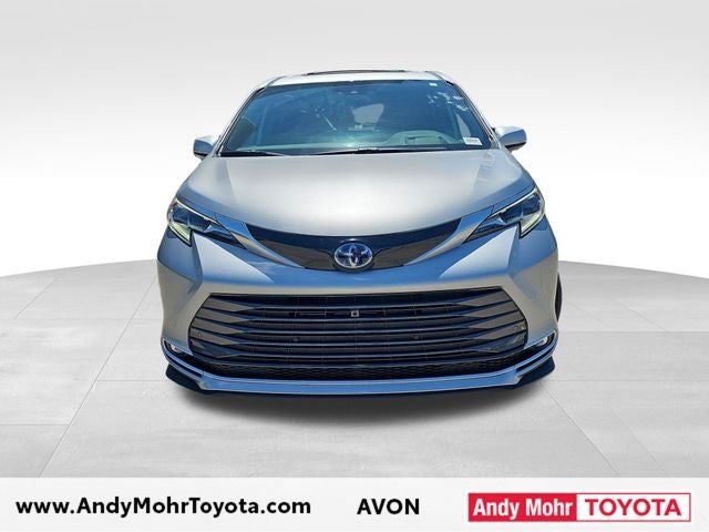 2025 Toyota Sienna Platinum 7 Passenger