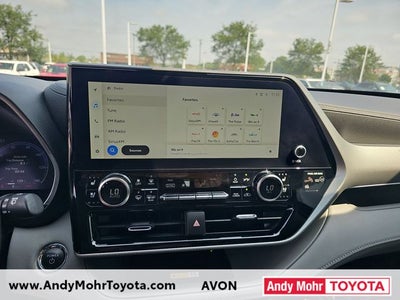 2023 Toyota Highlander Hybrid Platinum