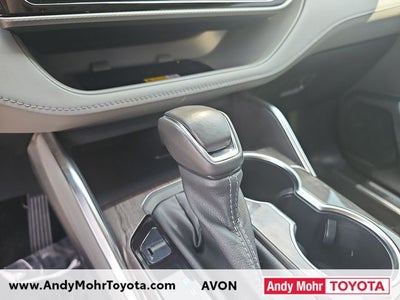 2023 Toyota Highlander Hybrid Platinum