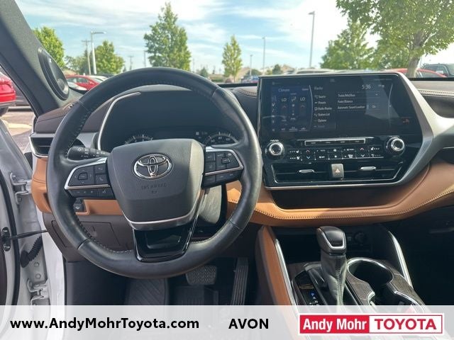 2021 Toyota Highlander Platinum