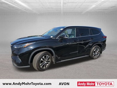2022 Toyota Highlander Hybrid XLE