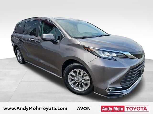 2022 Toyota Sienna XLE 7 Passenger