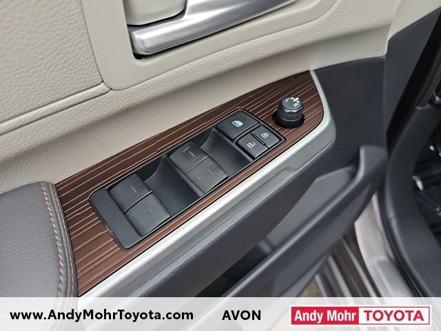 2022 Toyota Sienna XLE 7 Passenger