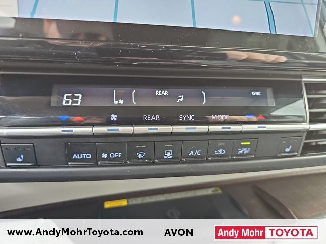 2022 Toyota Sienna XLE 7 Passenger