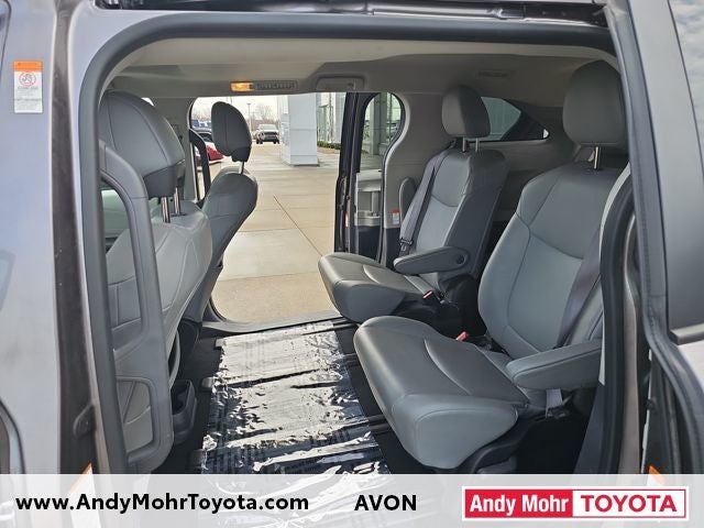 2022 Toyota Sienna XLE 7 Passenger