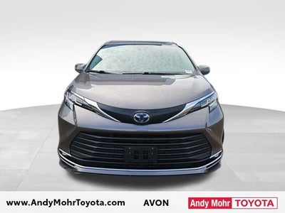 2022 Toyota Sienna XLE 7 Passenger
