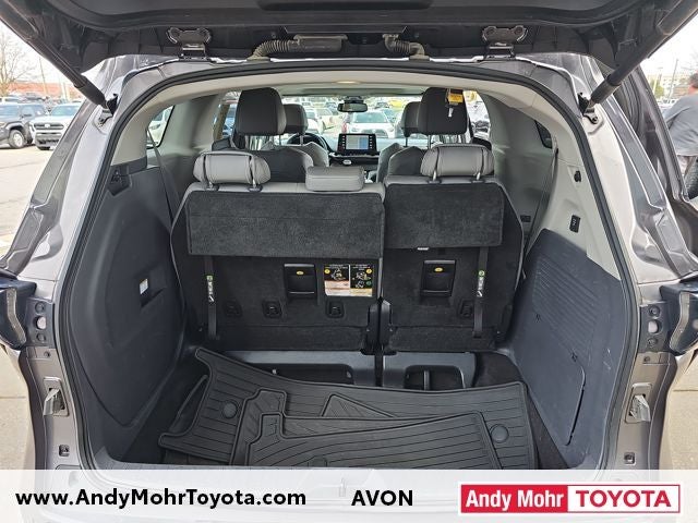 2022 Toyota Sienna XLE 7 Passenger