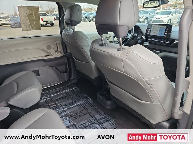 2022 Toyota Sienna XLE 7 Passenger
