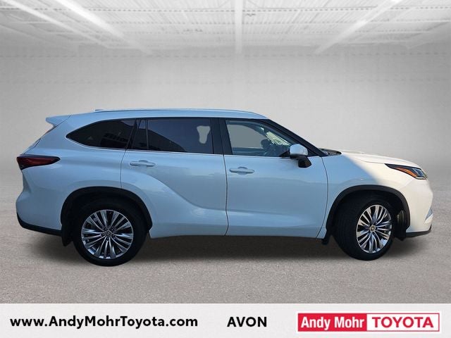 2023 Toyota Highlander Platinum
