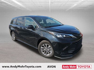 2025 Toyota Sienna LE 8 Passenger