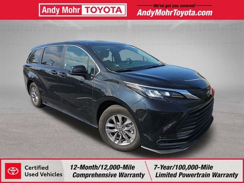 2025 Toyota Sienna LE 8 Passenger