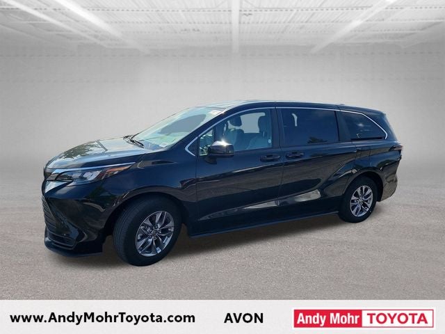 2025 Toyota Sienna LE 8 Passenger